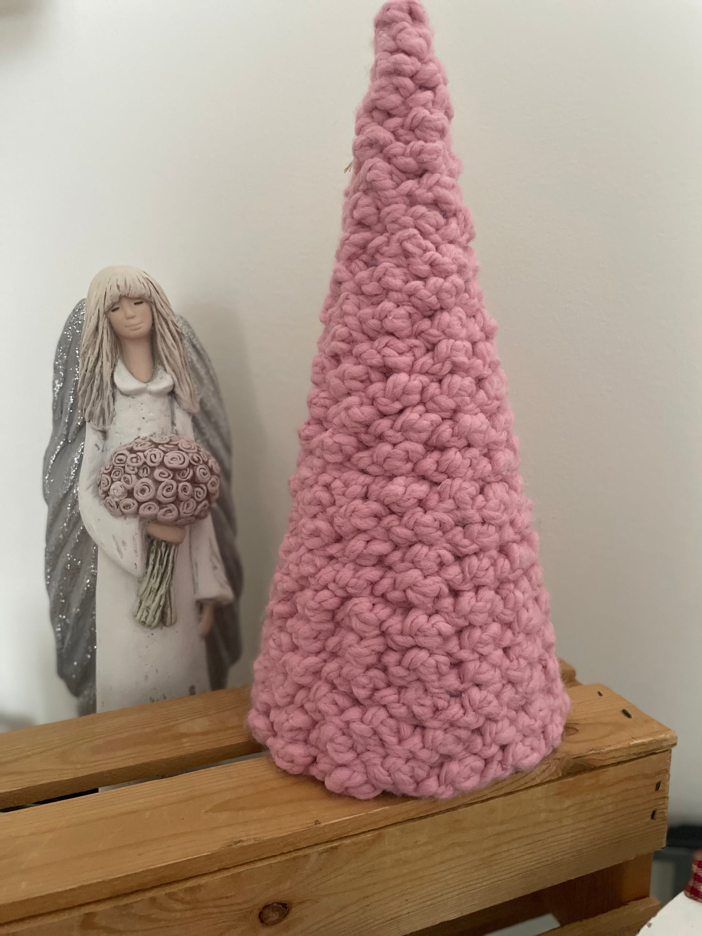 Handmade Crochet Christmas Tree – Soft Pink (31 cm)