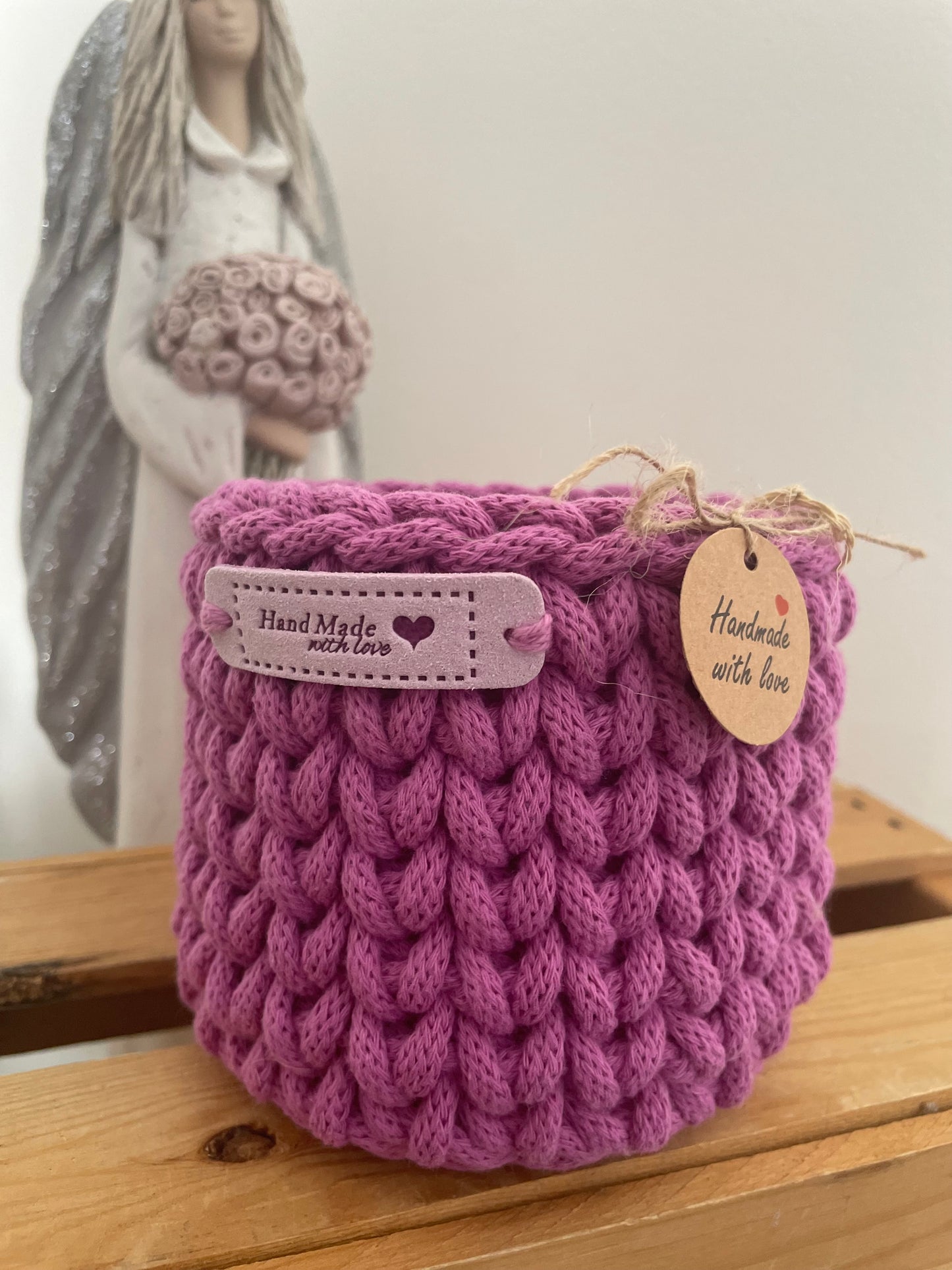 Handmade Crochet Basket – Pink/Fuchsia (11 × 10 cm)