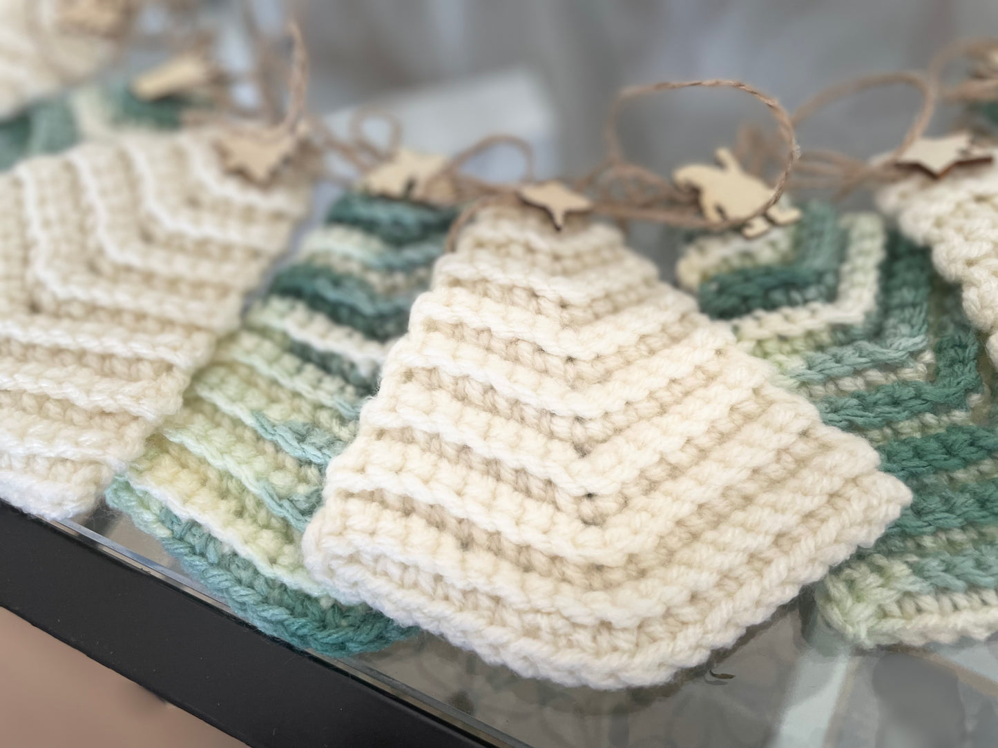 Handmade Wool Christmas Garland – 180 cm – Crochet Trees in Green & Cream