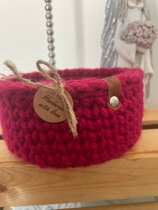 Handmade Wool Basket with Wooden Base – Deep Red (16.5 × 8 cm)