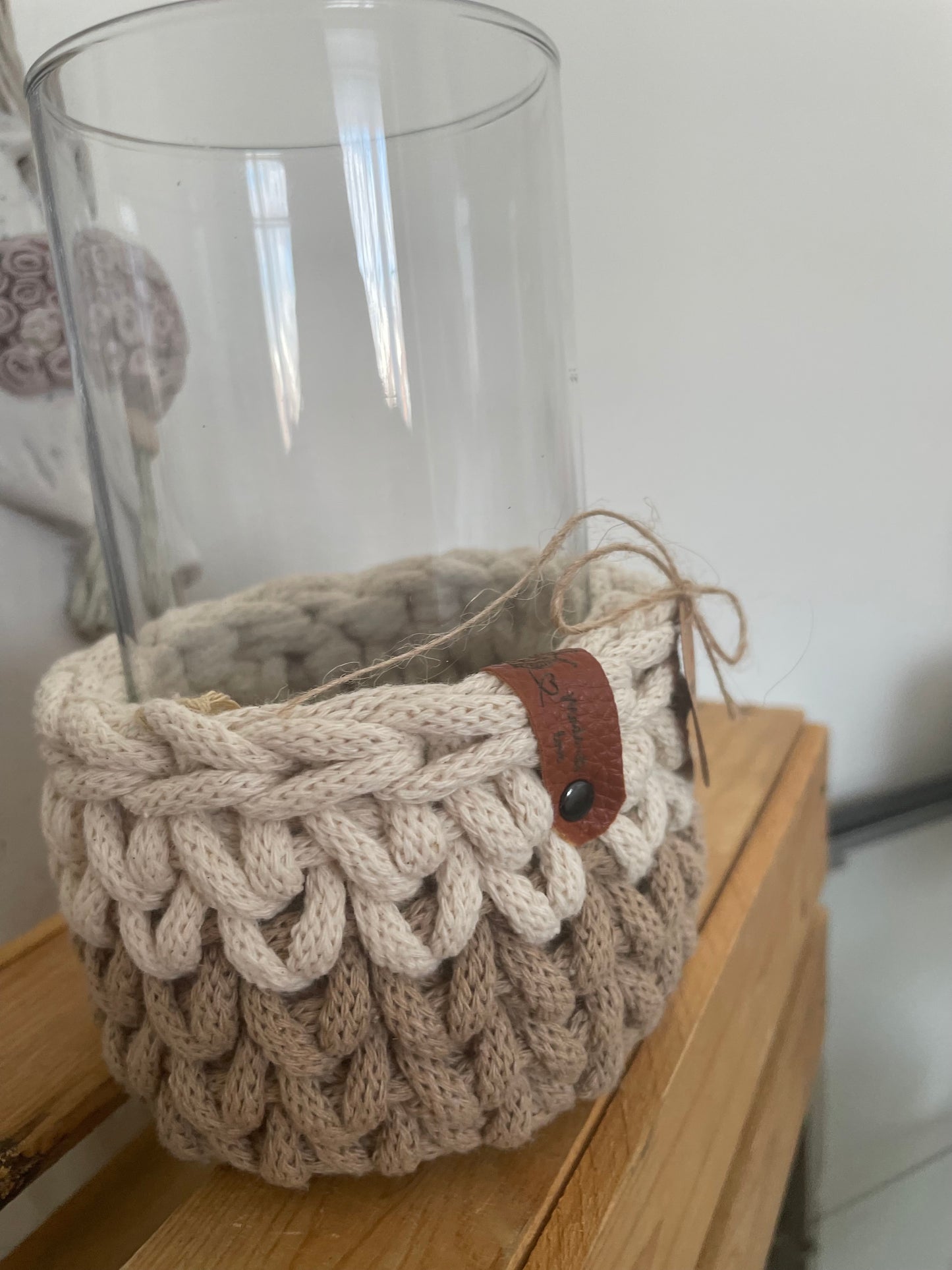 Two-Tone Beige Crochet Basket – 10 cm