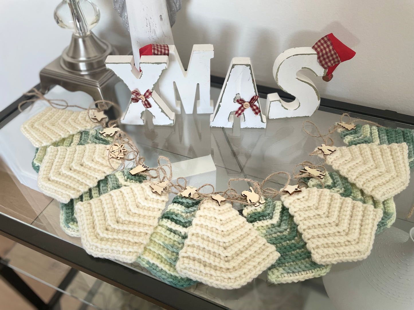 Handmade Wool Christmas Garland – 180 cm – Crochet Trees in Green & Cream